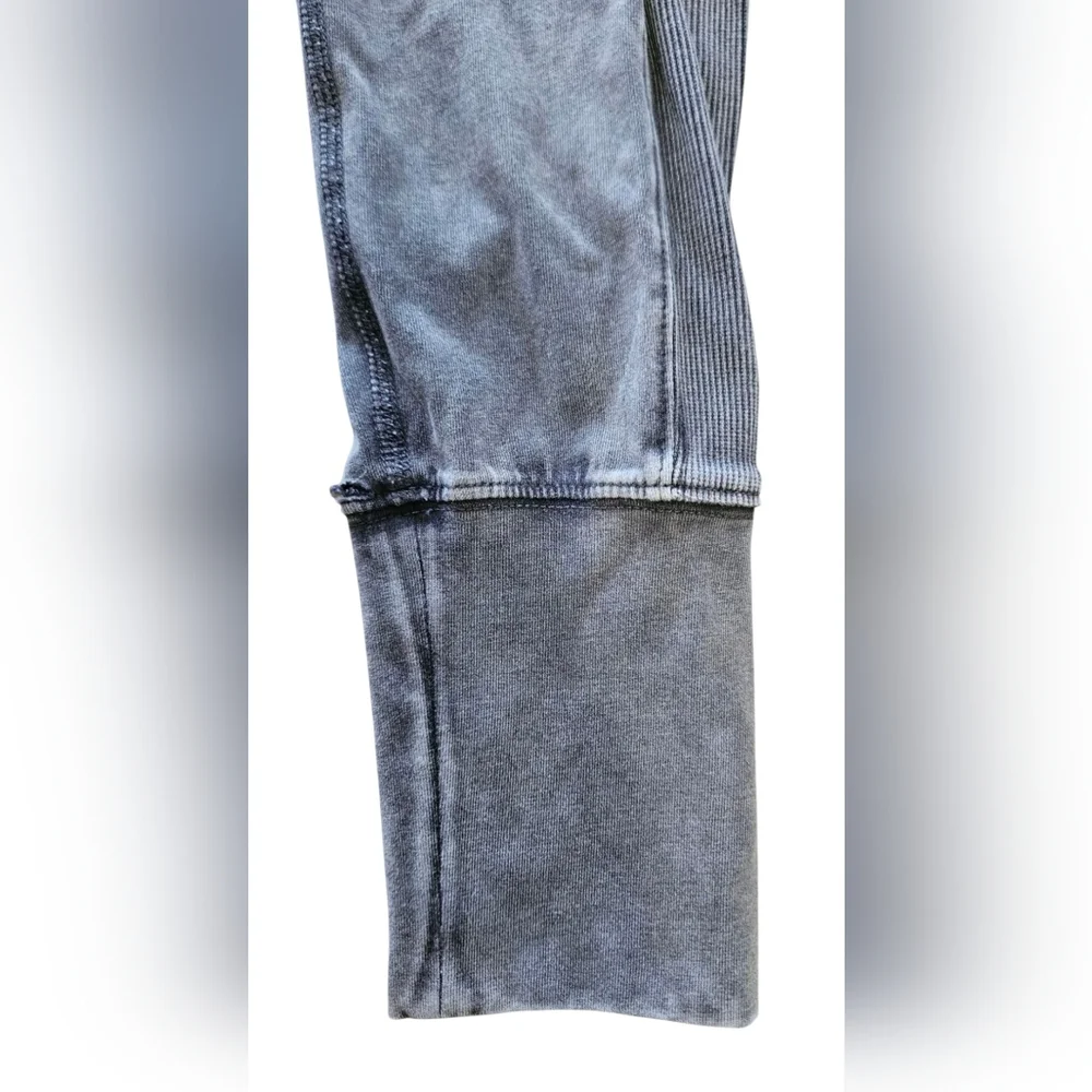 Free People Movement High-Rise Ankle Wrap Cuff Leggings Black Acid Wash Size S - Picture 5 of 5